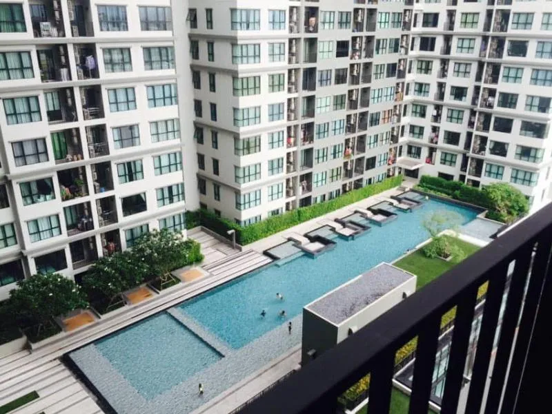 ให้เช่า The BASE Chaengwattana ห้องสวยสุดฟิน 1นอน วิวสระ พร้อมอยู่ รีบเลย ช้าหมดอดฟินนะจ๊ะ