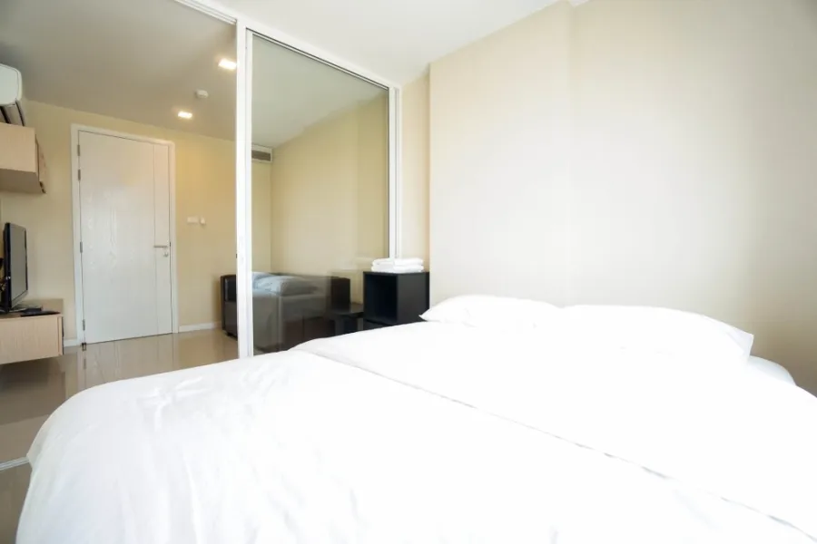 For Sale Jw Condo @ Donmuang ห้องโทนขาว สบายตา ราคาสบายกระเป๋า Built in อย่างดี พร้อม walk-in close