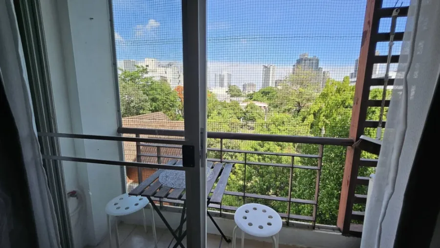 ให้เช่า The Peak Condominium @ Ratchada-Huawkwang ห้องมุมให้ความเป็นส่วนตัว มองเห็นวิวสวน โปร่งโล่ง จองด่วน