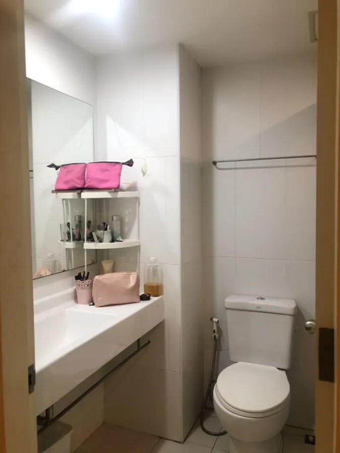 Condo for rent or sale, U-Delight @ Jatujak Station, ready to move in. have a beautiful pool view The south is not hot. Hurry up to reserve.