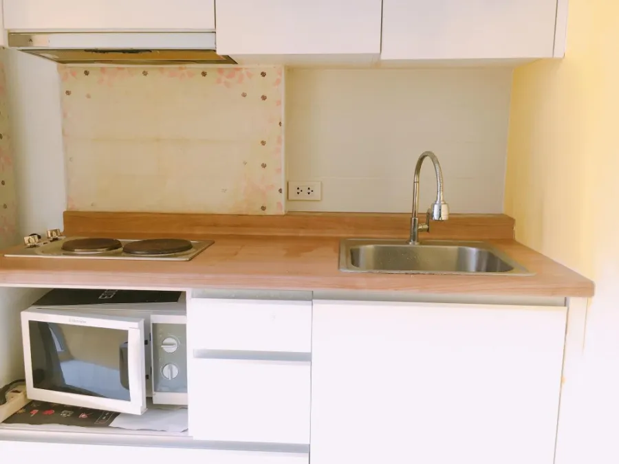 For rent or sale, U Delight @ Chatuchak Station, with wallpaper in the whole room Good furniture, electrical appliances, need to reserve urgently.