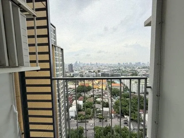 For rent: U Delight @ Onnut Station, high-floor room, nice to live in, fully equipped with amenities. Hurry and reserve now before it's too late!!!