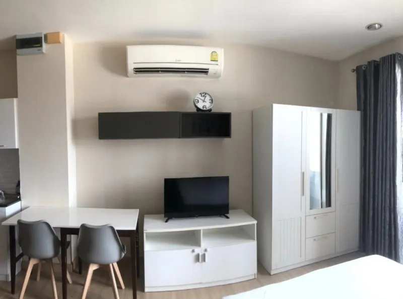 ขาย ให้เช่า The LightHouse Sathorn-Chareonnakorn ชั้น 9 วิวโล่งโปร่งสบายตา ห้อง STUDIO สนใจจองเลยจ้า