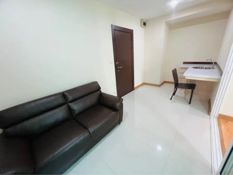 For sale: Park Siri Condo Resort Bang Saen, room ready. divided into proportions Fully furnished If you don't reserve, you'll miss a lot.