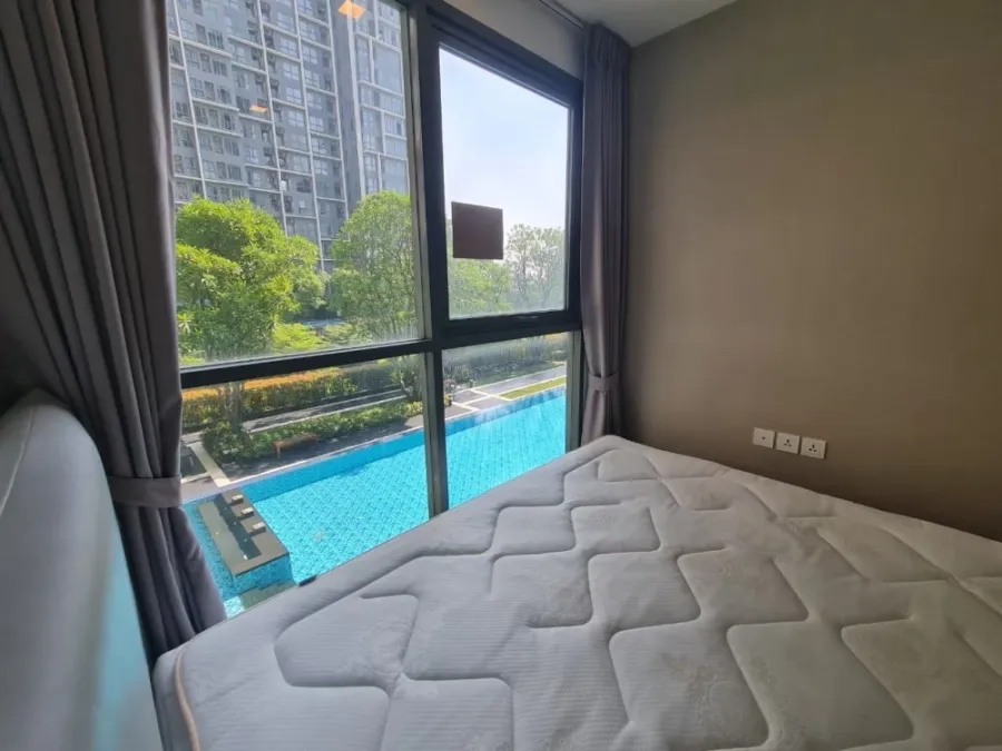 ให้เช่า คอนโด ไอดีโอ โมบิ สุขุมวิท ห้อง Duplex วิวสระน้ำ เครื่องใช้ไฟฟ้า + เฟอร์นิเจอร์ครบ จองเลยจ้า