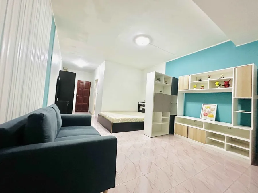 For sale, for rent, Ratchada Prestige Lat Phrao 48, pool view, STUDIO room, low price, easy on the wallet, reserve now.