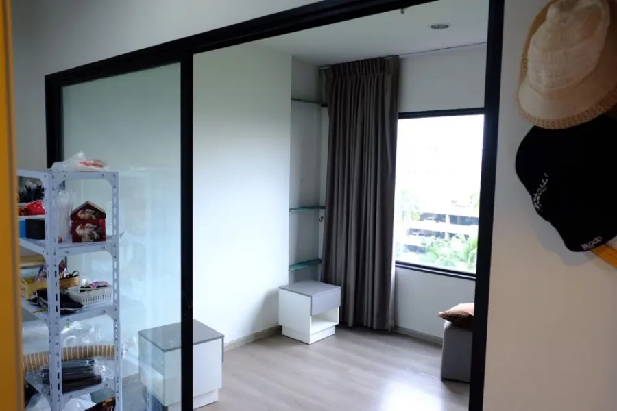 For rent: Aspire Sathorn - Taksin (Copper Zone), 7th floor, green area view, very pleasing to the eye. Book now, get it first.