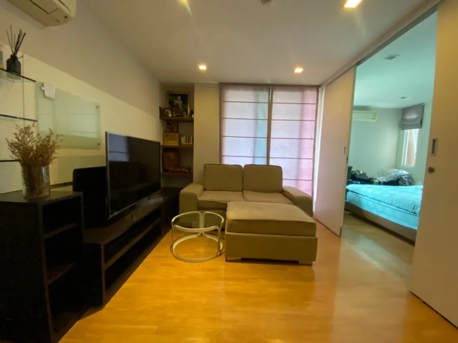 ให้เช่า!! ทรี คอนโด ลักซ์ สุขุมวิท 52 ชั้น 4 ห้องตกแต่งพร้อมอยู่ เฟอร์นิเจอร์ครบครัน ห้ามพลาด!!