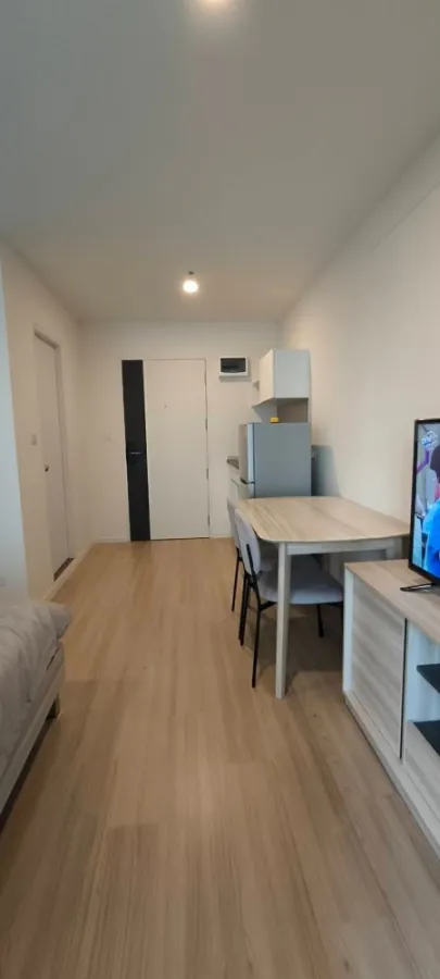 For rent, Lumpini Ville Chaengwattana-Pak Kret Station, simply decorated room, ready to move in, good price, don't miss it.