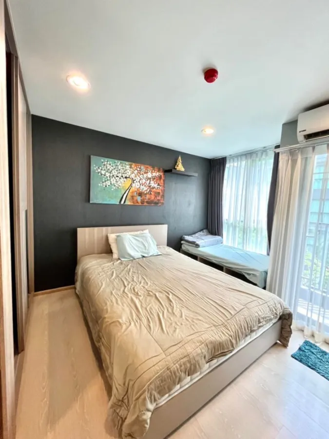 For sale the excel udomsuk, fully furnished, pool view, washing machine. Like this need reservation