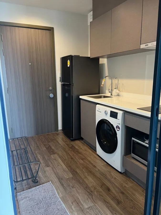 For rent/sale, Life Ladprao Valley, high floor, great view, great price, very nice room. If you don't reserve, you will regret it.