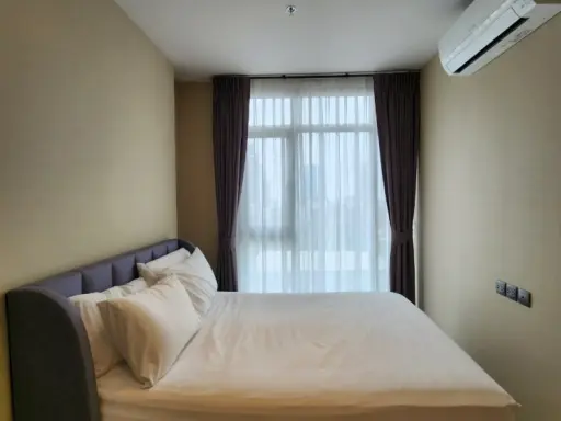 ให้เช่า Rhythm Ekkamai Estate ชั้น 10 ห้องตกแต่งจัดเต็ม สวยน่าอยู่ โซฟานั่งสบาย ดีแบบนี้ จองเลย