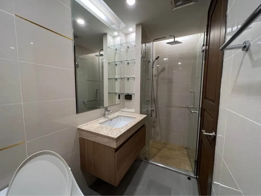 ขาย ให้เช่า อมรันทา เรสซิเดนซ์ ตกแต่งสไตล์ Luxury Modern Built-in ทั้งห้อง จองเลย ห้ามพลาดจ้า
