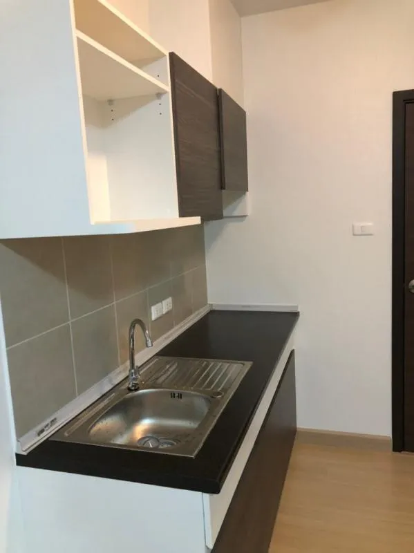 ให้เช่า supalai loft khaerai station ชั้น 10 ทิศเหนือ วิวสระว่ายน้ำ ห้องดีราคาโดนใจ คว้าไว้เลยจ้า