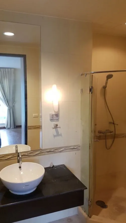 ให้เช่า/ขาย The Address Siam ห้องกว้างมาก ติดวอลเปเปอร์ทั้งห้อง Fully furnished จองก่อนได้ก่อนจร้า