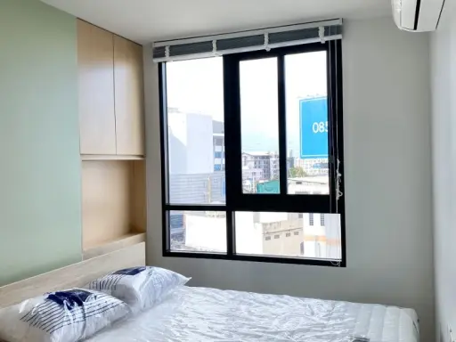 Condo for rent at NUE Noble Ngamwongwan ห้องพร้อมอยู่ Furniture Build-in ไม่จองคือพลาด images