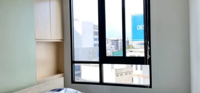 Condo for rent at NUE Noble Ngamwongwan ห้องพร้อมอยู่ Furniture Build-in ไม่จองคือพลาด images