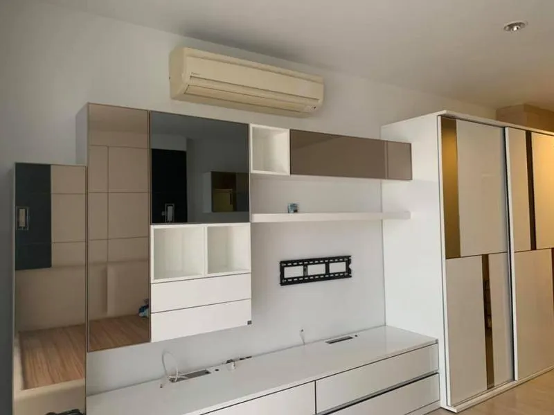 Selling The Issara Ladprao, very beautiful room, very good view, new interior, fully furnished, come to be the new owner!
