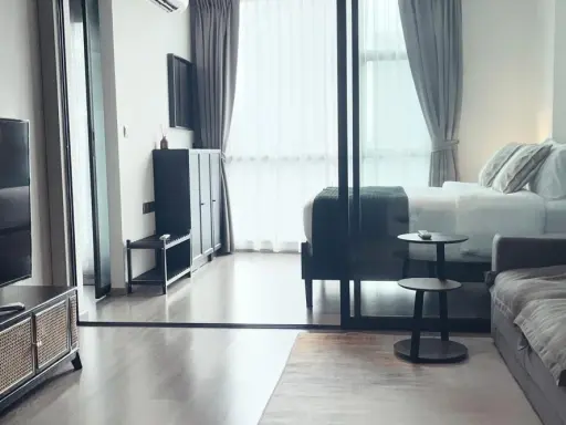 ให้เช่า ริทึ่ม เอกมัย ห้องสวย ดูดีมีสไตล์ น่าอยู่มาก โซฟานุ่มนั่งสบายสุดๆ อย่าเลื่อนผ่าน จองเลย