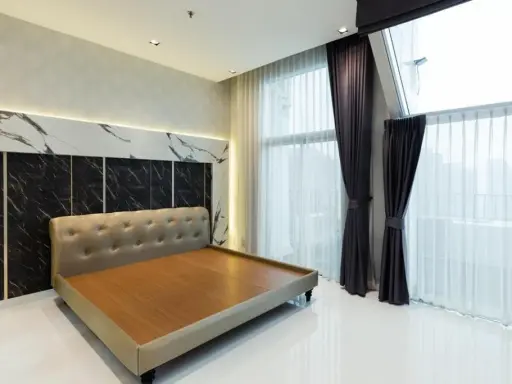 ขายด่วน!! คอนโด เบ็ล แกรนด์ พระราม 9 ห้อง Penthouse ชั้นบนสุด เพิ่ง Renovate ใหม่ จองเลย!! images