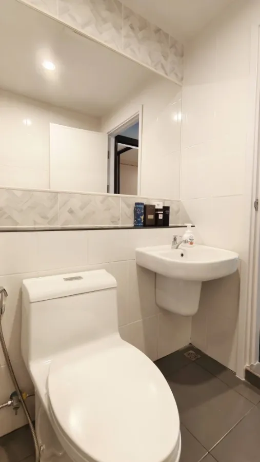 ให้เช่า Regent Home Wuttakat ห้องแต่งสวยคุมโทน เฟอร์ครบ ทำเลดี จองเลย