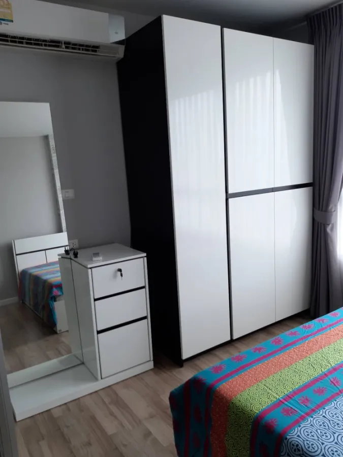 Sell//Rent D Condo On Nut - Rama 9, fully furnished, good location, ready to move in. Don't miss it.