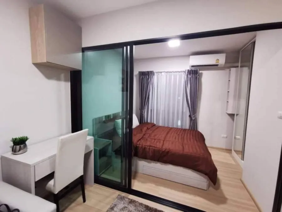 For rent, Plum Condo Mix Chaengwattana, perfectly decorated room Comes with full facilities. Book now.