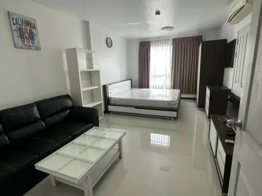 For rent, Plum Condo Nawamin, studio room, very good price, nice to live in, ready to move in. Just bring your bags and move in.