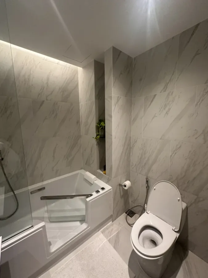 Condo for rent: The Room Sukhumvit 38, beautiful room, 15th floor, central garden floor, next to the garden, view of the garden and Chao Phraya River,