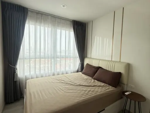 Condo for rent: Ideo Charan 70 - Riverview, high floor unit, very livable, fully furnished. Book now!