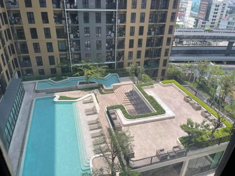 Pinklao Pinklao Condo Rental sell, Livable Room, Fully priced in one place. Don't hesitate to book.