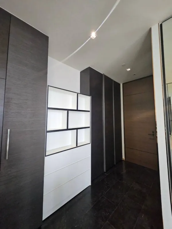 ขาย ให้เช่า คอนโด 28 ชิดลม ชั้นนสูงวิวดี เฟอร์นิเจอร์ครบ กระเป๋าใบเดียวพร้อมเข้าอยู่ได้ทันที ด่วน!!!