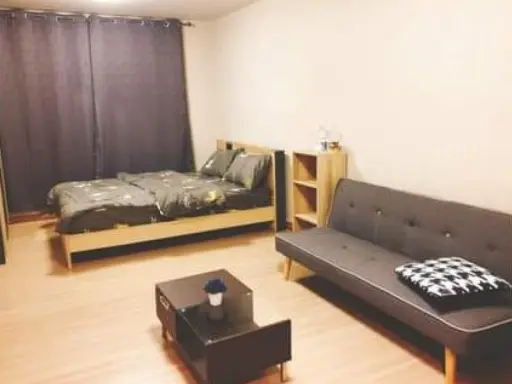 For rent Plum Condo Phahon Yothin 89, the rental price is very low. The room is beautiful, warm, very pleasant. If you do not book, you will regret it.