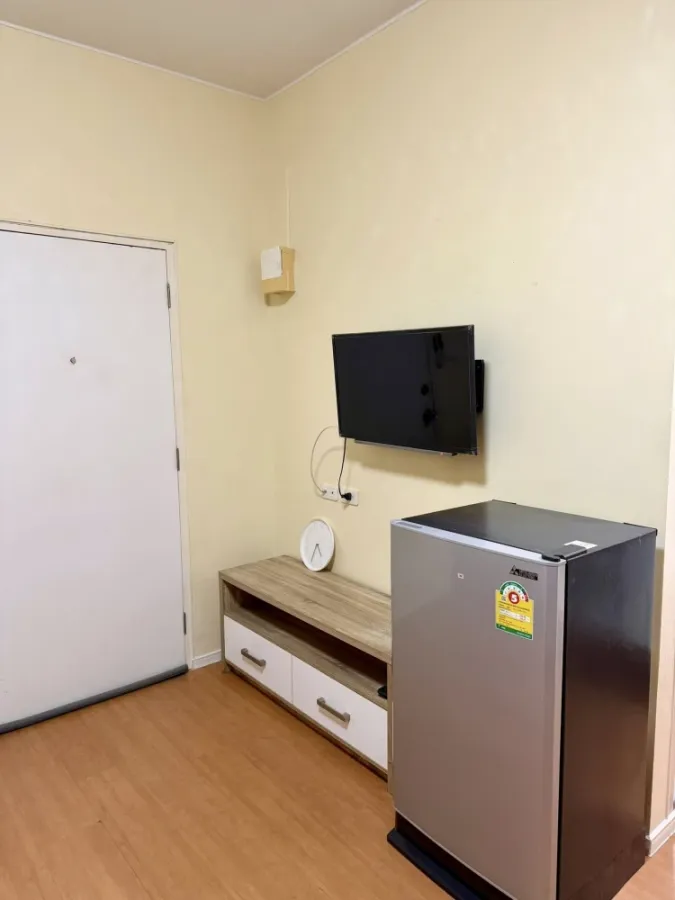 For rent: Lumpini Condotown Chonburi - Sukhumvit. Nice unit on the 1st floor, fully furnished. Don't miss out!