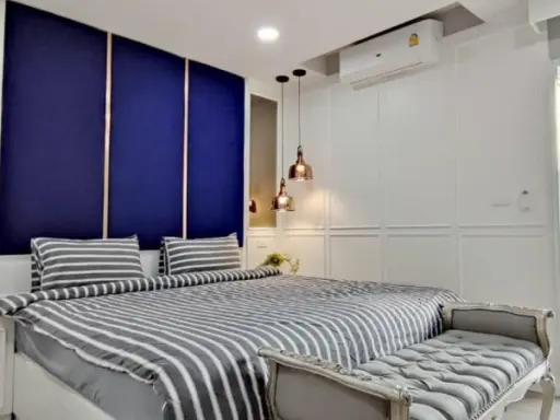 Khun Phra, very beautiful room, luxurious decoration. The most premium Book now at Regent Home Bangson Phase 2 for rent.