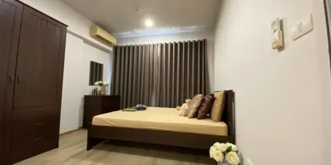 ให้เช่า ไฮฟ์ ตากสิน ห้องชั้นสูง เฟอร์พร้อม ราคาสบายกระเป๋า จองเลย