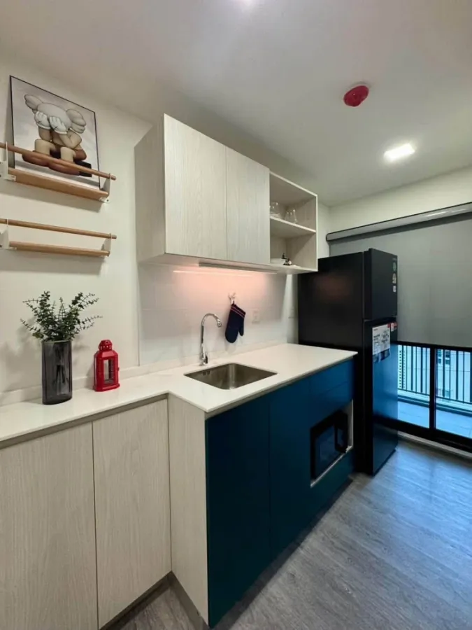 For rent: Kave Wonderland 1-bedroom apartment. Minimalist style decor, fully furnished, great location. Book now!