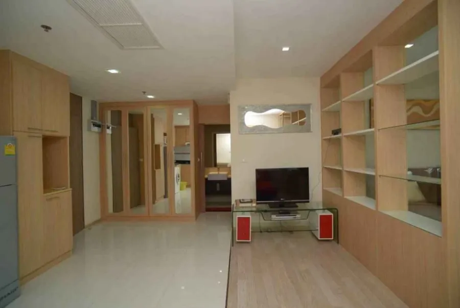 ห้องใหญ่สุดปังขนาด 42 ตร.ม กว้างขวางโล่งสบาย ขายแล้วที่ Noble Remix Sukhumvit 36 โอกาสดีมาแล้วจองเลย