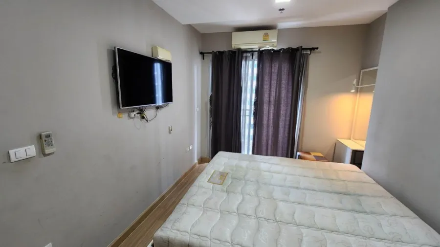 Quick rent, Cu terrest, spacious room have space Convenient, complete in one place Hurry up to reserve it.