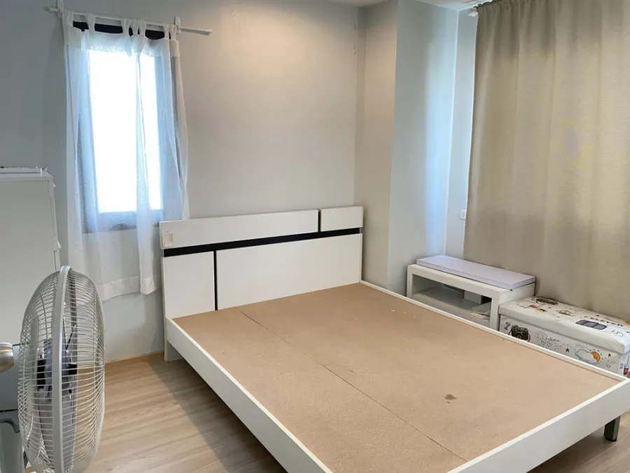 ขาย คอนโด บี.ลอฟท์ สุขุมวิท 109 เป็นห้องมุม ผนังไม่ติดกับห้องอื่นเลย อยู่ด้านหน้าสุด รีบจอง!!
