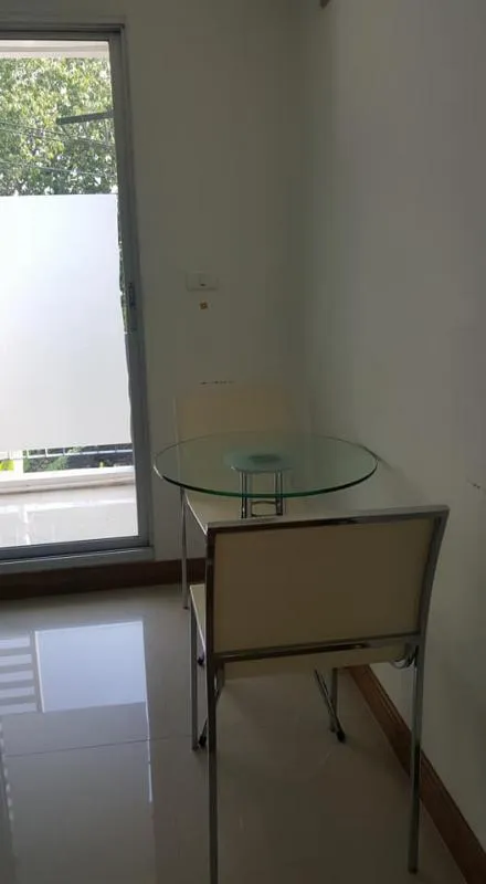 Condo for rent, Den Vibhavadi, fully furnished. Just carry your bags and move in. Don't wait.