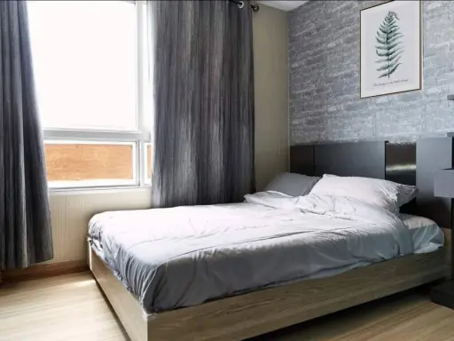For rent, Plum Condo, Phahonyothin 89, 4th floor, beautifully decorated room, awesome, just carry your bags and move in immediately. Book now, urgent.