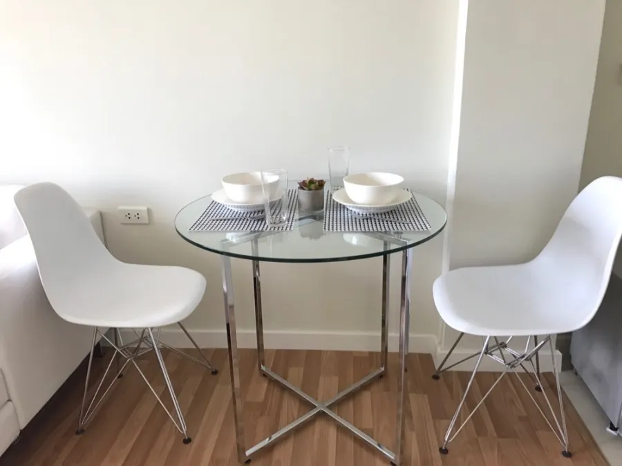For sale, V Condo Ekkamai - Ramintra, 8th floor, spacious room, fully furnished, comfortable, I can say that you should not miss it.