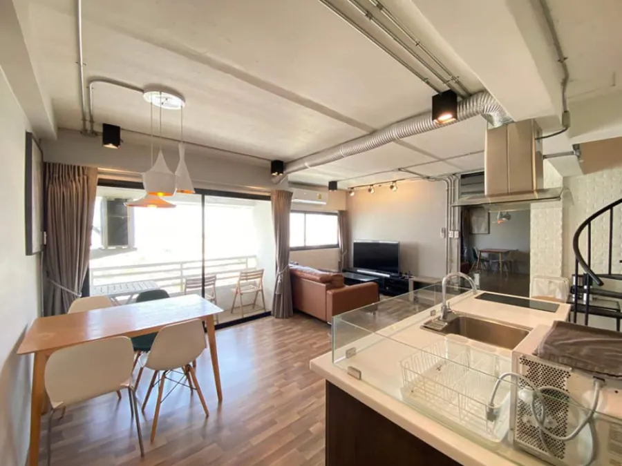 Sell / rent Thonglor Tower condo, 2 bedrooms, 2 bathrooms, big room, ready to move in. Don't wait, hurry and book now.