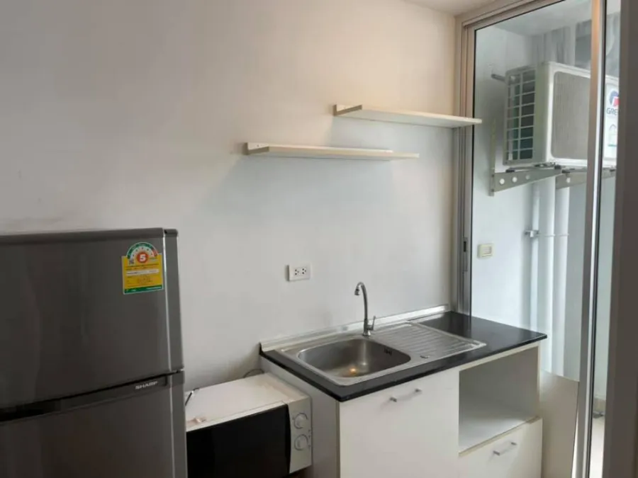 For rent Plum Condo Phahon Yothin 89, separate kitchen. All electrical appliances, just carry one bag and move in.