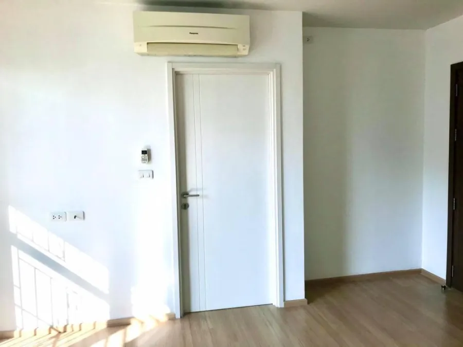 ขาย คอนโด เดอะเบส แจ้งวัฒนะ ห้องเปล่า ราคาสุดโดนใจ แถมชั้น 22 วิวสุดปัง ไม่ซื้อแล้วจะเสียดาย