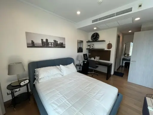 For rent, Supalai Oriental Sukhumvit 39, spacious room. Plenty of usable space, good price, let me tell you, don't miss it.