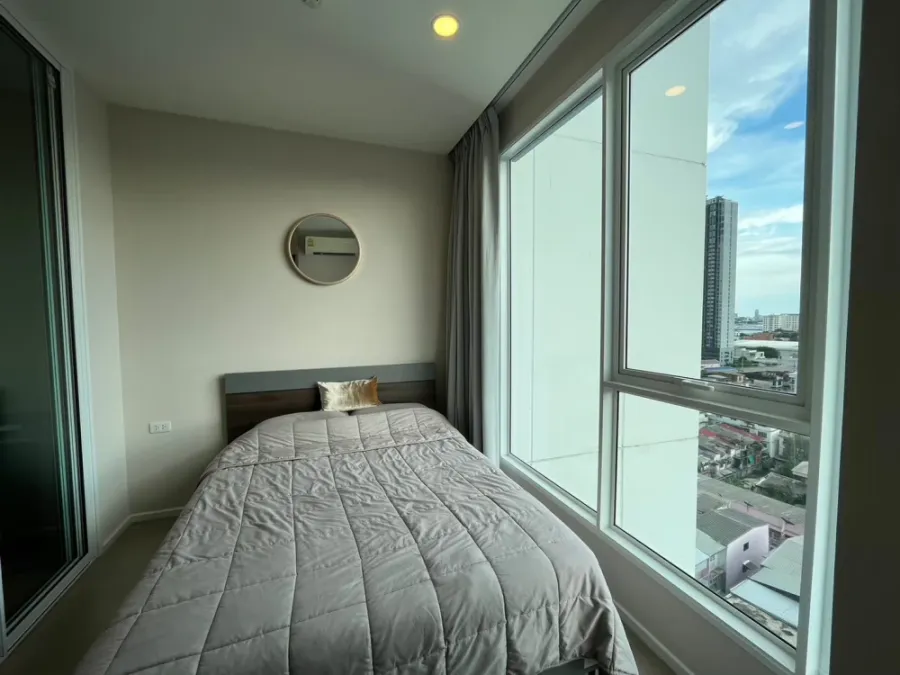 Urgent sale!! Condo De Lapis Charan 81, 21st floor, beautiful room, fully furnished, ready to move in. Reserve now!!