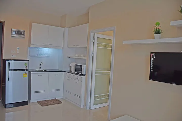 ขาย CC Condominium 2 1 ห้องนอน 1 ห้องน้ำ ชั้น 4 มาพร้อมเฟอร์นิเจอร์ครบครัน จองเลย
