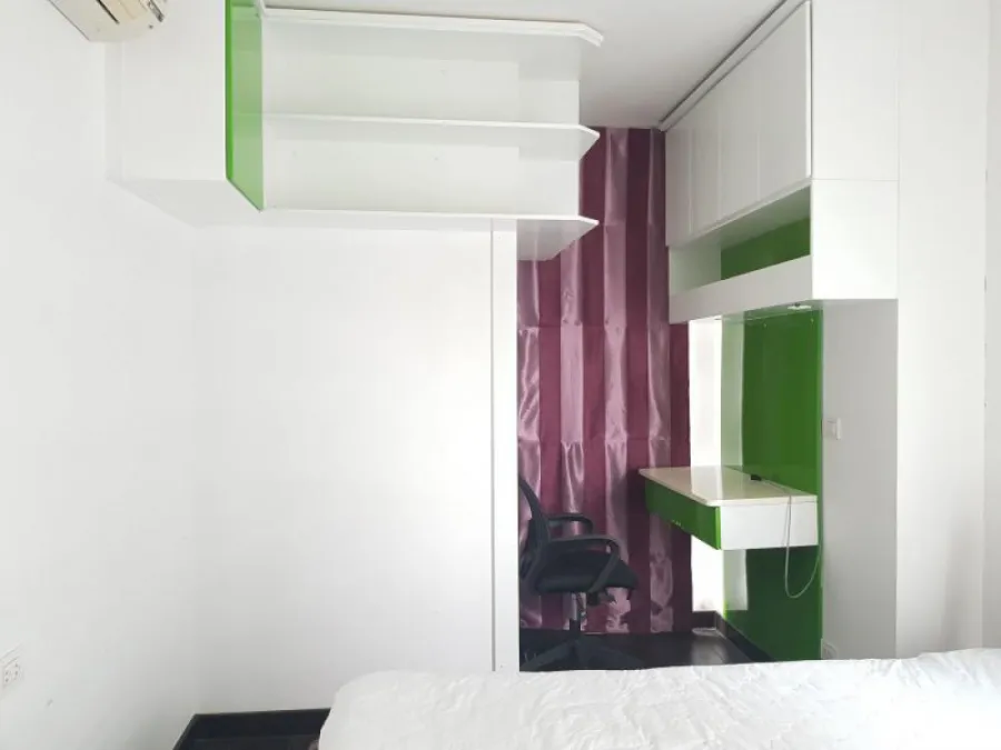 For rent Ideo Q Phayathai, very big room, fully furnished, high floor, super premium view You need this room, don't miss it.